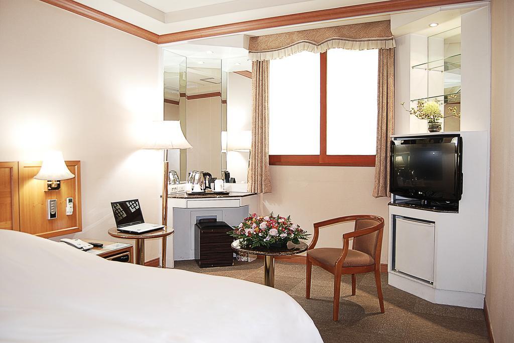 Arirang Tourist Hotel ČČchangwon Pokoj fotografie