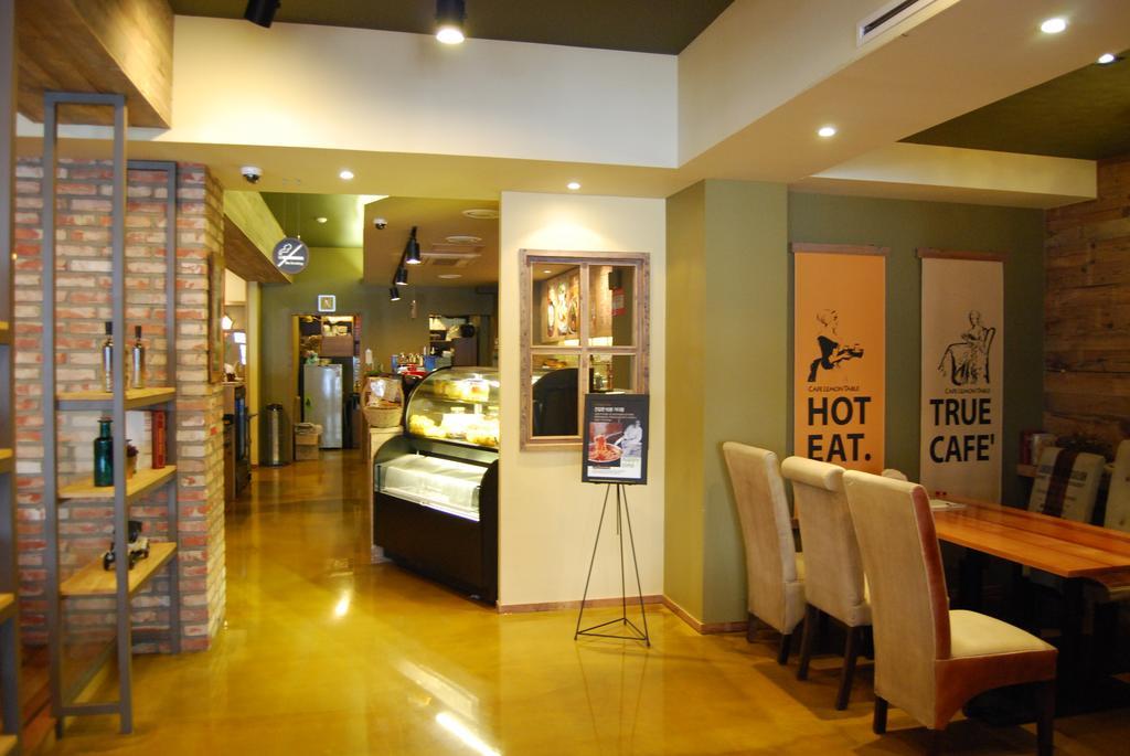Arirang Tourist Hotel ČČchangwon Exteriér fotografie